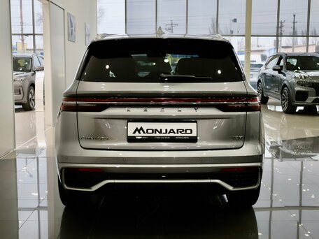 2026 Geely Monjaro I Рестайлинг, серебристый, 4899990 рублей, вид 5