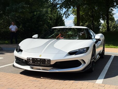 2022 Ferrari 296 GTB, белый, 25950000 рублей, вид 4