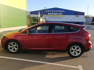2014 Ford Focus III, красный, 850000 рублей, вид 3