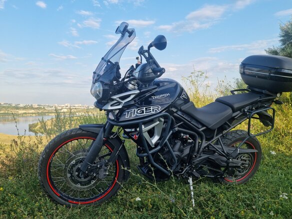 2016 Triumph Tiger 800, чёрный, 649999 рублей - вид 14