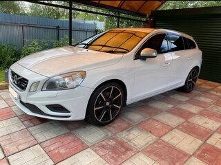 2013 Volvo V60 I, белый, 2600000 рублей, вид 1