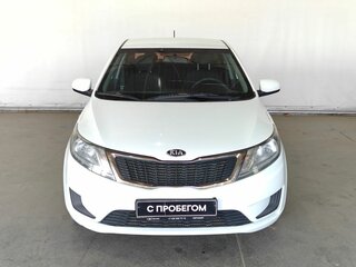 2013 Kia Rio III, белый, 770000 рублей, вид 2