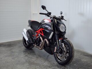 2011 Ducati Diavel Carbon, чёрный, 819000 рублей, вид 2