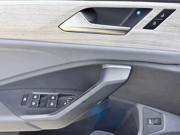 2023 Volkswagen Sagitar III Рестайлинг, чёрный - вид 14