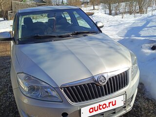 2013 Skoda Fabia II Рестайлинг, серебристый, 480000 рублей, вид 1