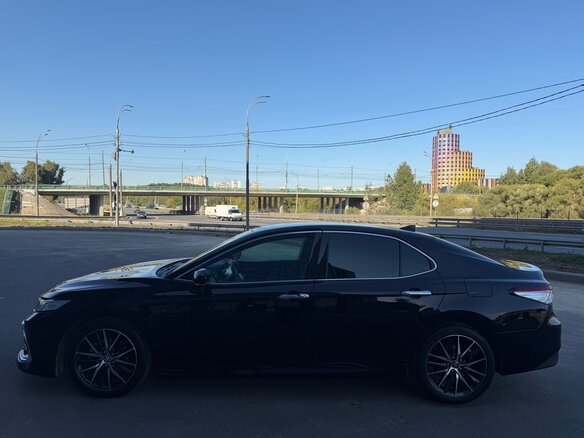 2018 Toyota Camry VIII (XV70), чёрный, 2700000 рублей - вид 18