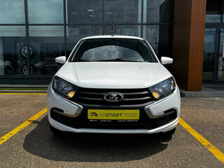 2019 Lada (ВАЗ) Granta I Рестайлинг, белый, 895000 рублей, вид 2