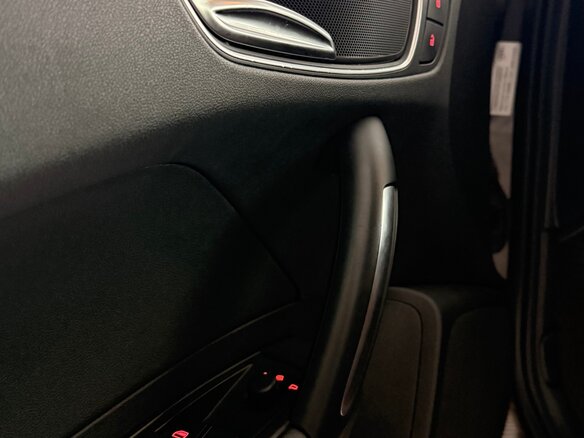 2011 Audi A1 I (8X), коричневый, 900000 рублей - вид 12
