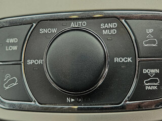2011 Jeep Grand Cherokee IV (WK2), белый, 1800000 рублей, вид 5