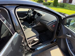 2011 Ford Focus III, чёрный, 900000 рублей, вид 5