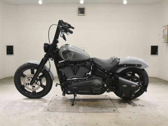 2024 Harley-Davidson Street Bob, серый, 1300000 рублей - вид 1