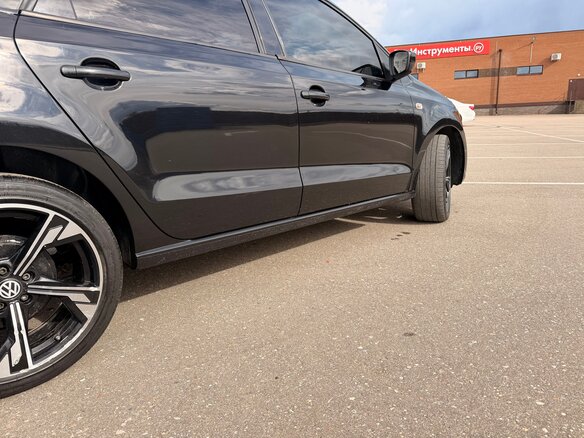 2012 Volkswagen Polo V, чёрный, 750000 рублей - вид 9