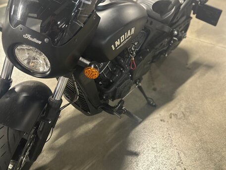 2023 Indian Scout, чёрный, 1400000 рублей, вид 5