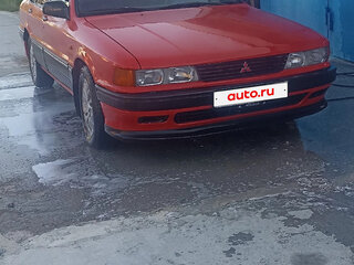 1988 Mitsubishi Galant VI, красный, 800000 рублей, вид 1