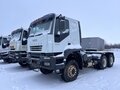 2009 Iveco Trakker, белый, 2580000 рублей - вид 1