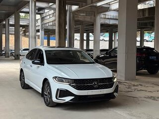 2022 Volkswagen Lavida III Рестайлинг, белый, 1266000 рублей, вид 3