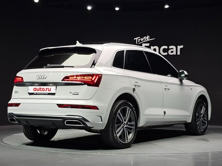 2023 Audi Q5 40 TDI II (FY) Рестайлинг, белый, 5870000 рублей, вид 3