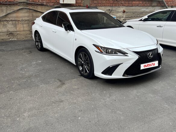 2019 Lexus ES 350 VII, белый, 4350000 рублей