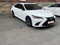 2019 Lexus ES 350 VII, белый, 4350000 рублей