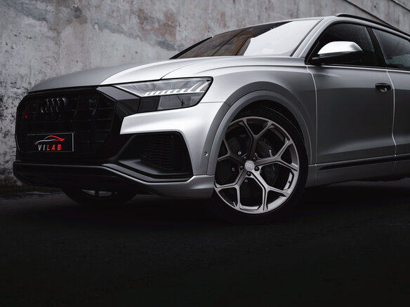 2020 Audi SQ8 I (4M), белый, 12200000 рублей - вид 4