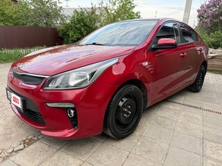 2017 Kia Rio IV, красный, 919000 рублей, вид 3