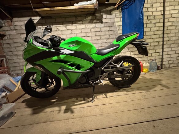 2013 Kawasaki Ninja 300, зелёный, 370000 рублей - вид 2