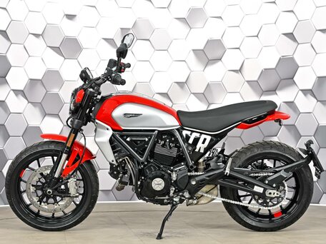 2024 Ducati Scrambler 800, красный, 999000 рублей, вид 4