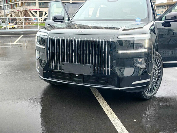2026 Zeekr 9X 70 kWh, чёрный - вид 9