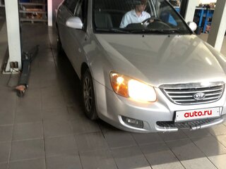 2008 Kia Cerato I Рестайлинг, серебристый, 390000 рублей, вид 3