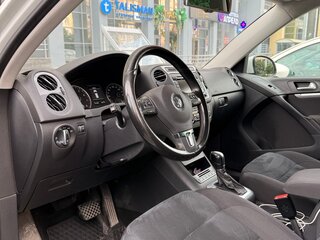 2014 Volkswagen Tiguan I Рестайлинг, белый, 1700000 рублей, вид 4