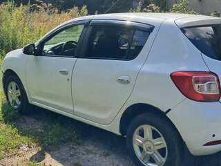 2014 Renault Sandero II, белый, 630000 рублей, вид 4