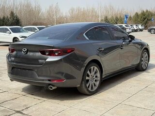 2022 Mazda 3 Axela IV (BP), серый, 1820999 рублей, вид 4