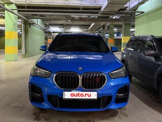 2019 BMW X1 20i xDrive II (F48) Рестайлинг, синий, 3200000 рублей, вид 3