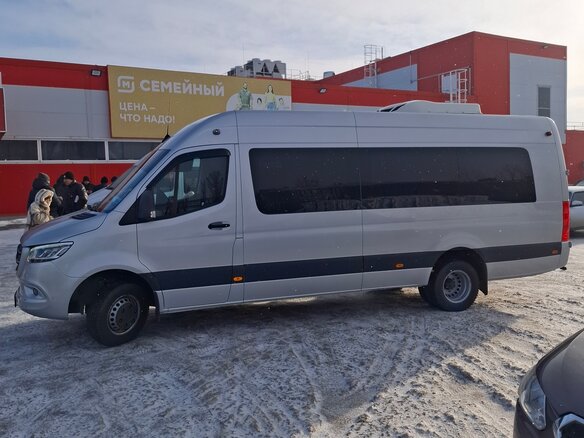 2022 Mercedes-Benz Sprinter, белый, 10000000 рублей - вид 3