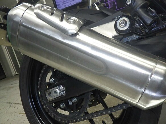 2025 Triumph Speed 400, красный, 615000 рублей - вид 10