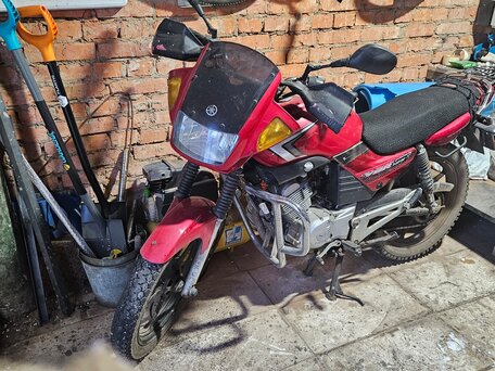 2011 Yamaha YBR125, красный, 150000 рублей, вид 1