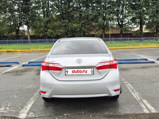 2015 Toyota Corolla XI (E160, E170, E180), серебристый, 1350000 рублей, вид 4