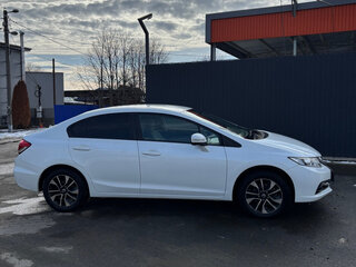 2014 Honda Civic IX Рестайлинг, белый, 1500000 рублей, вид 3