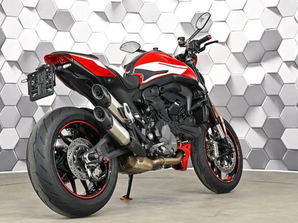 2023 Ducati Monster 937, красный, 899000 рублей - вид 6