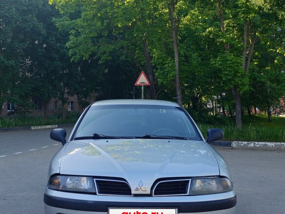 2003 Mitsubishi Carisma I Рестайлинг, серебристый, 385000 рублей - вид 4