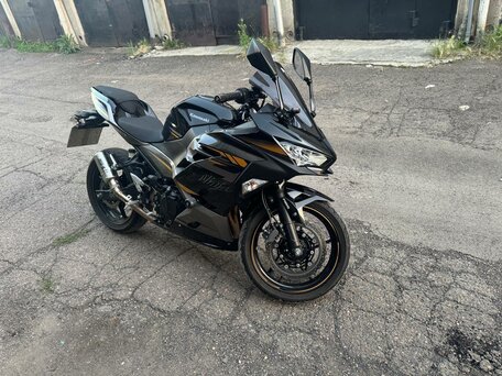 2018 Kawasaki Ninja 400, чёрный, 570000 рублей, вид 1