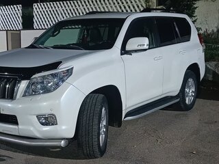 2010 Toyota Land Cruiser Prado 150 Series, белый, 2640000 рублей, вид 3