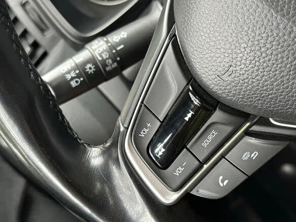 2020 Honda Fit III Рестайлинг, белый, 950100 рублей - вид 14