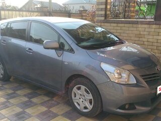 2012 Toyota Verso I Рестайлинг, серебристый, 1350000 рублей, вид 2