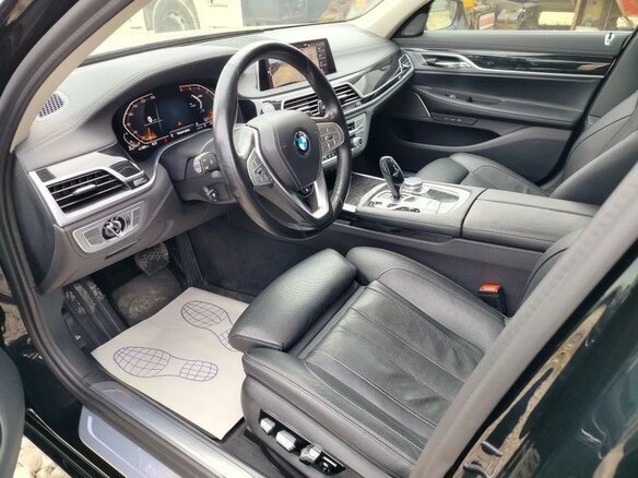 2019 BMW 7 серии Long 730Ld xDrive VI (G11/G12) Рестайлинг, чёрный, 6890000 рублей - вид 6