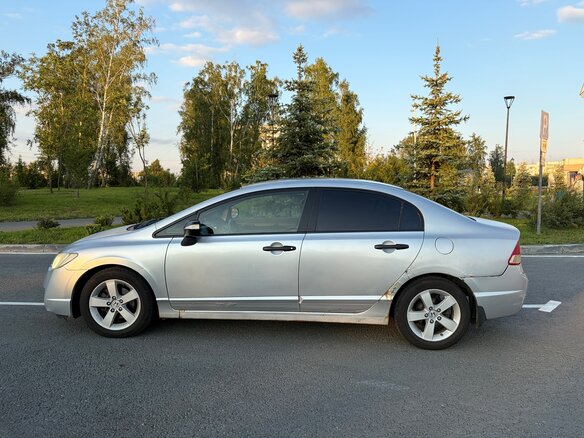 2006 Honda Civic VIII, серебристый - вид 4