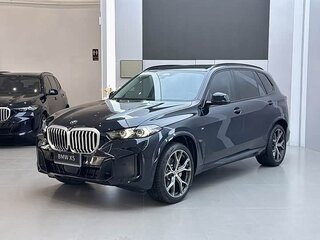 2025 BMW X5 Long 30Li IV (G05/G18) Рестайлинг, чёрный, 9900000 рублей, вид 1
