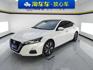 2022 Nissan Altima VI (L34) Рестайлинг, белый, 1950000 рублей, вид 1