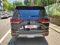 2026 Lexus LX 700h IV, чёрный, 21988005 рублей - вид 2