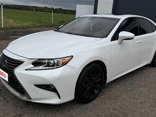 2016 Lexus ES 250 VI Рестайлинг, белый, 2550000 рублей, вид 1